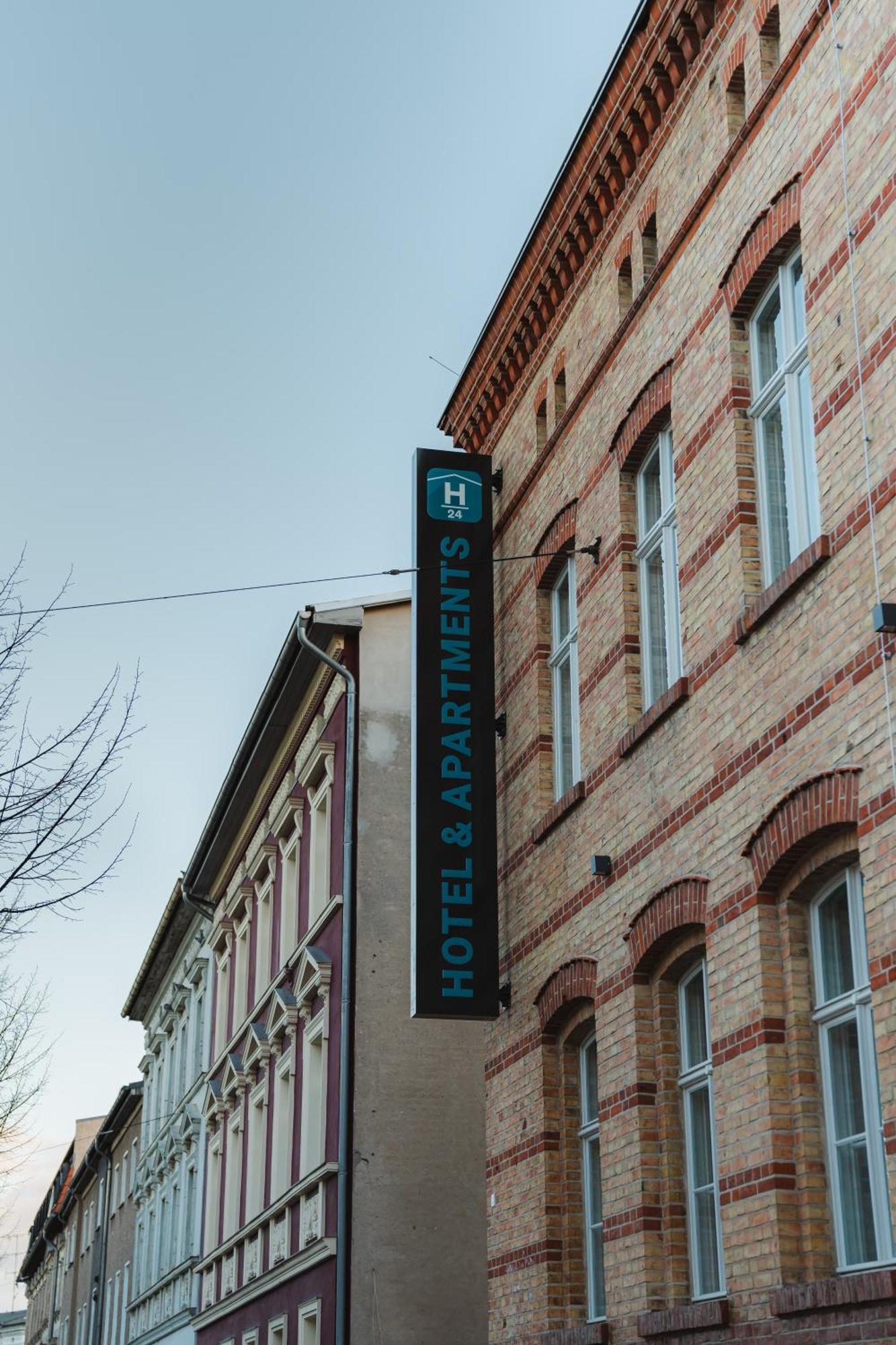 H24 Hotel Apartments Eberswalde Exteriör bild
